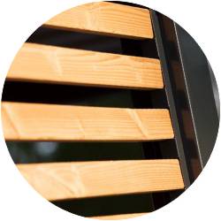Holzlattung für Carports aus Stahl